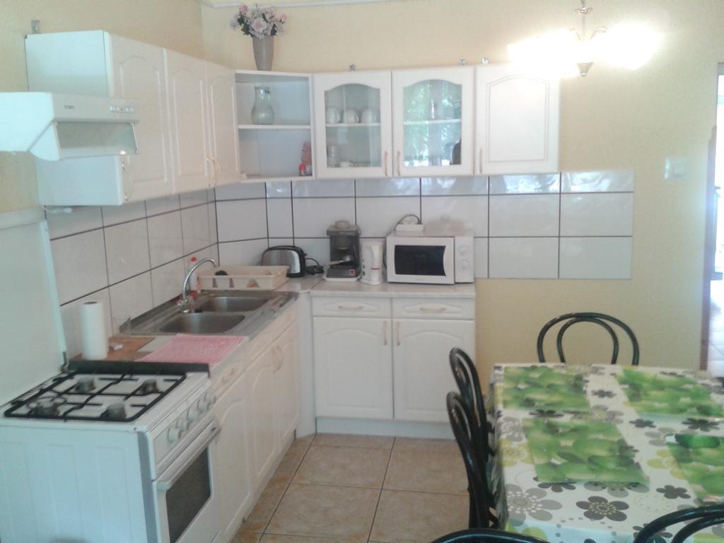 Deak Vendeghaz Apartman Hajduszoboszlo Exterior foto